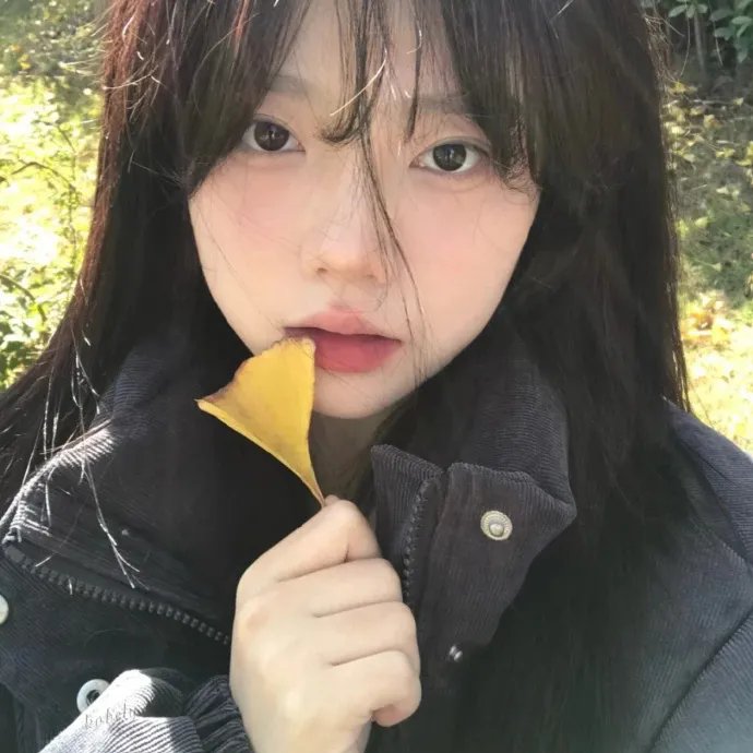 黑色脑波 海报