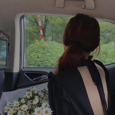 广场上的舞蹈 海报